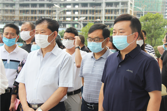 全市精神文明創(chuàng)建工作觀摩活動走進(jìn)市中心血站